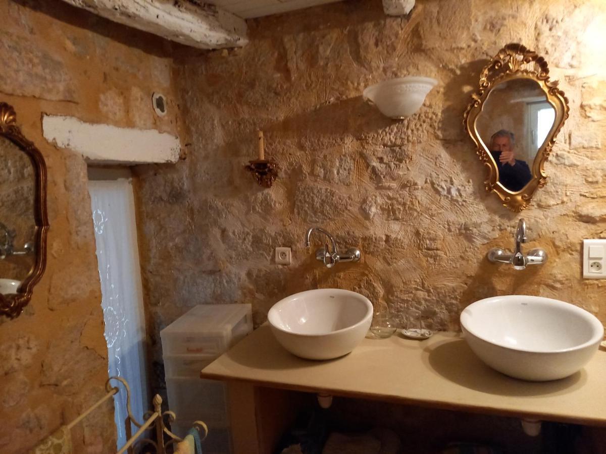 chambre d hôtes les remparts Saint-Cyprien  Extérieur photo